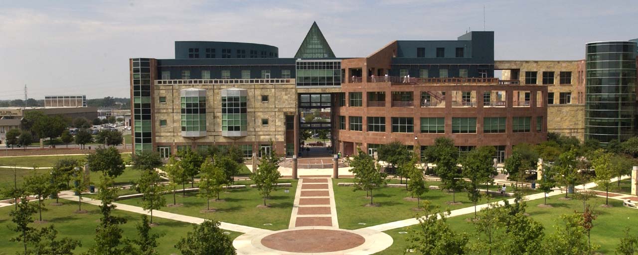 CF030923DowntownPano/CherryPicker
[#Beginning of Shooting Data Section]
Nikon D1X
Focal Length: 17mm
White Balance: Flash
Color Mode: Mode II (Adobe RGB)
2003/09/23 13:04:34.6
Exposure Mode: Manual
AF Mode: AF-S
Hue Adjustment: 0¡
JPEG (8-bit) Fine
Metering Mode: Multi-Pattern
Tone Comp.: Normal
Sharpening: Normal
Image Size:  Large (3008 x 1960)
1/250 sec - f/13
Flash Sync Mode: Not Attached
Noise Reduction: 
Color
Exposure Comp.: 0 EV
Image Comment: 
Lens: 17-35mm f/2.8-2.8
Sensitivity: ISO 200
[#End of Shooting Data Section]